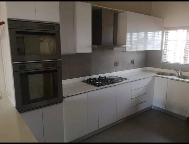 3 BEDROOM HOUSE FOR SALE IN GLENWOOD